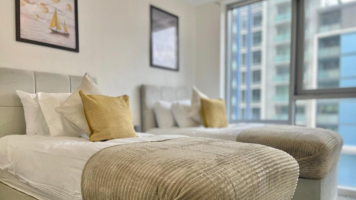 Appartamento 10 Mins From Abba Arena With Free Parking *